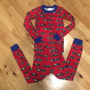 Hanna Andersson red train pajamas size 6-7/120 cm
